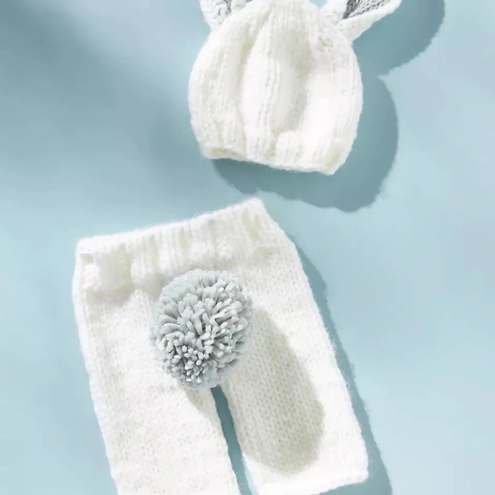 NWT Anthropologie Baily Handmade Knit Bunny Newborn Hat and Pant Set